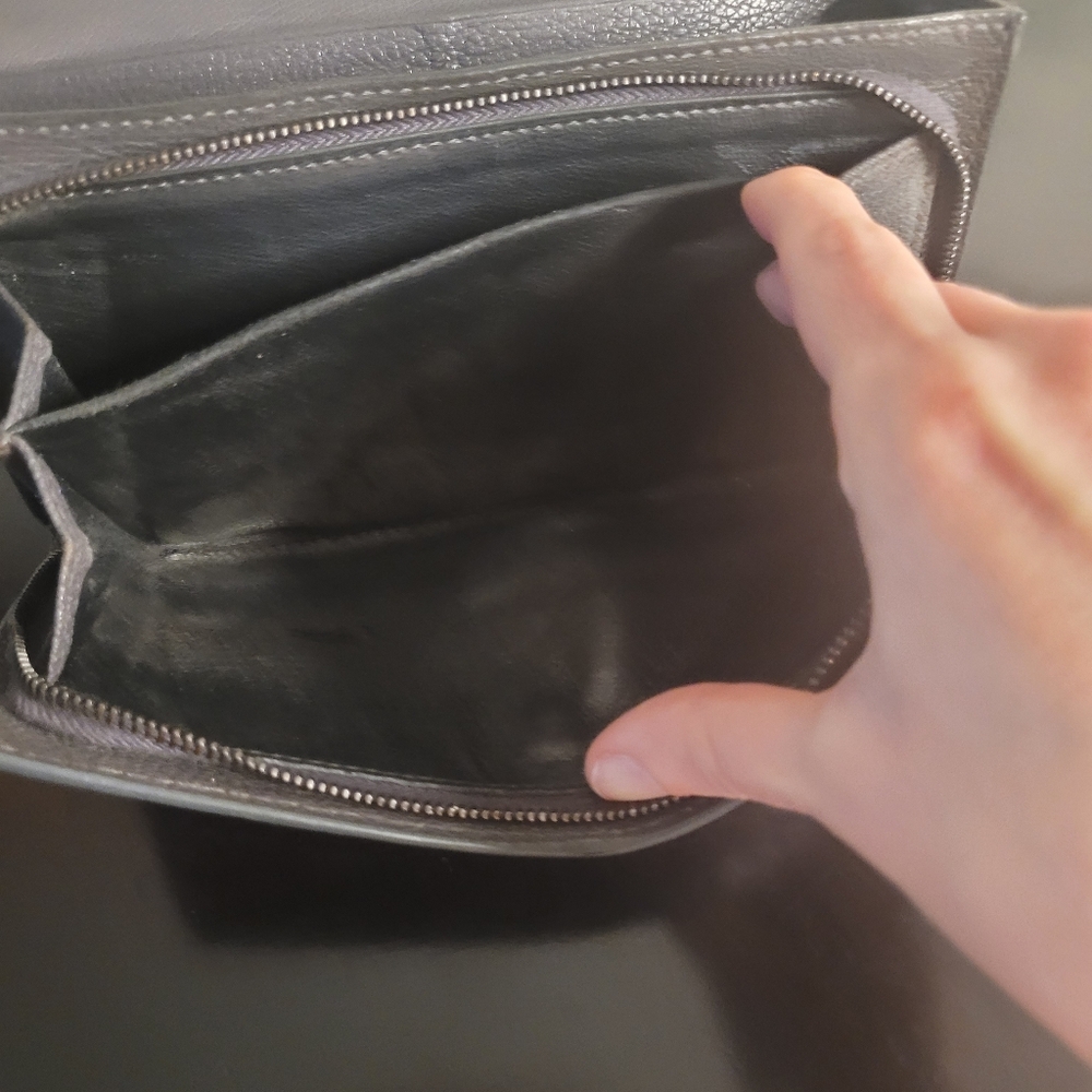 BOTTEGA VENETA  INTRECCIATO Flap Wallet - Picture 7 of 16